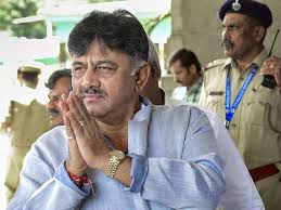  ಚಟುವಟಿಕೆ ಕೇಂದ್ರವಾಗುತ್ತಿದೆ ಡಿಕೆಶಿ ನಿವಾಸ : ನಡೆಯುತ್ತಿದೆಯೇ ರಾಜಕೀಯ ತಂತ್ರಗಾರಿಕೆ?! 
